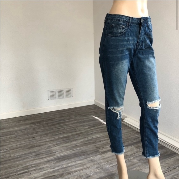 American Bazi Denim - American BAZI cropped jeans distressed blue size:7
